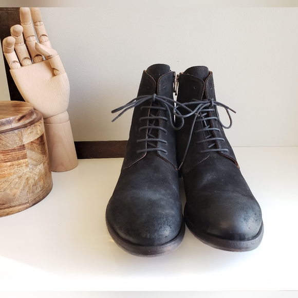 BNWT INTENSI black suede boots made in Italy - Picture 3 of 13